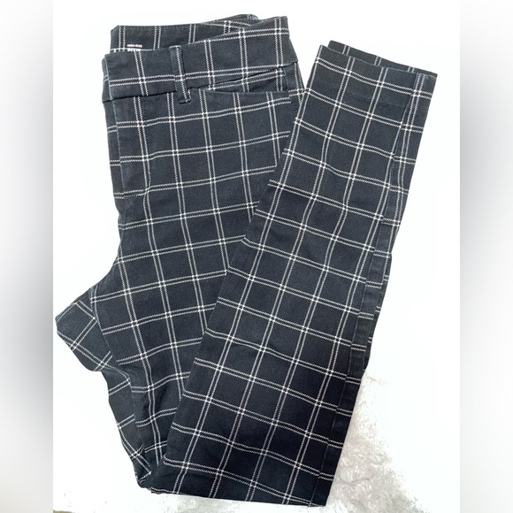 Old Navy High Rise Never Fade Full Length Pixie Pants in Black Windowpane - Picture 1 of 11